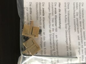 Fixeerblokjes om flexrails te leggen spoor N setje van 2