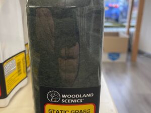 fl636 static grass dark green van woodlands