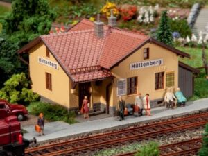 Faller bouwpakket 110151 halte huttenberg H0