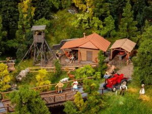 Faller bouwpakket 130637 jachthut met hoogzit H0