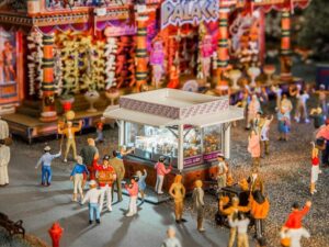 Faller bouwpakket kermis 140478 grijperautomaat H0