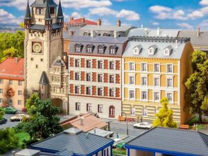 Faller bouwpakket 232388 2 gerenoveerde stadshuizen N