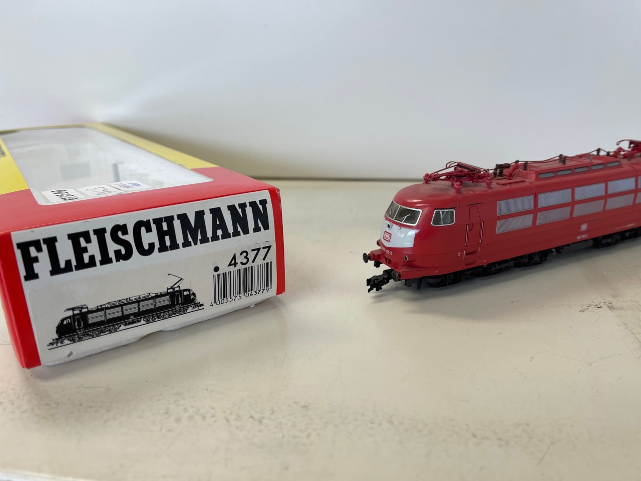 Fleischmann BR103 rood uitgevoerd digitaal 4377