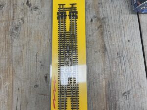 PECO SL-E383F SCISSORS CROSSING SPOOR N CODE 55