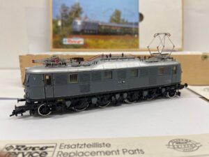 ROCO 43660 E18-08 E LOKOMOTIEF MUSEUM EDITIE DIGITAAL H0 GEBRUIKT