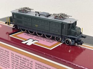 hag sbb Ae 4/7 nr 800 elektrische lokomotief analoog in perfecte staat spoor N gebruikt