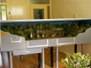 Modelspoorbaan in de schaal spoor N genoemd de aquariumbaan digitaal