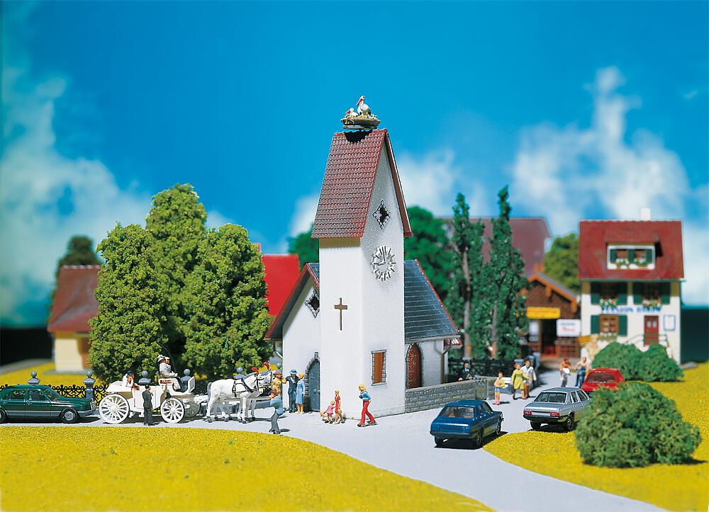 Faller Bouwpakket 130236 Dorpskerk - Schaal 1:87 / H0