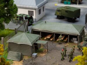 Faller Bouwpakket 144108  Tenten - Schaal 1:87 / H0