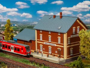 Faller Bouwpakket 191759  Station Gera Liebschwitz - Schaal 1:87 / H0
