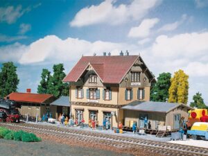 Faller Bouwpakket 212107 Station Burgstadt - Schaal 1:160 / N