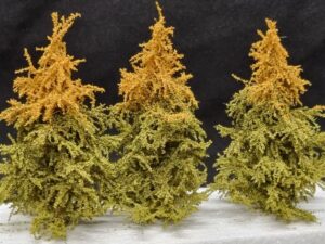 GMS Bomen - Spar Set Groen verloop naar Herfstkleur - 3 x 10 cm - Schaal Z t/m H0 (gmss4aa)
